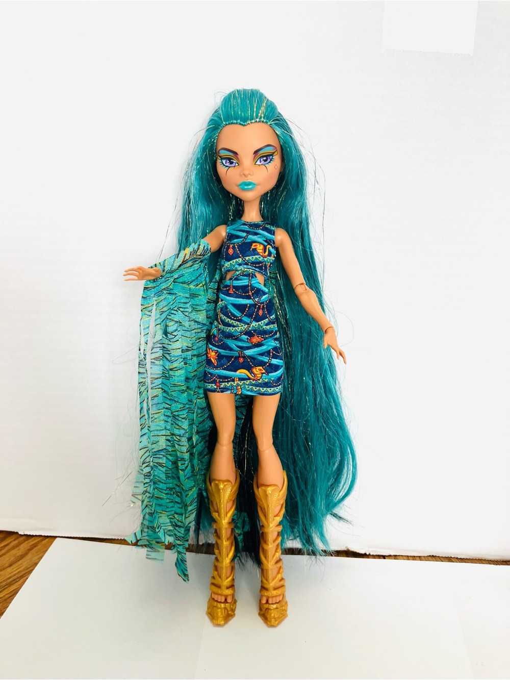 Monster High Nefera Mummy Majesty Fashion Doll No Accessories - Picture 3 of 10